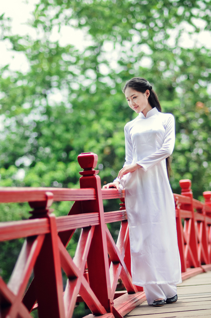 乱h高h女np群欢